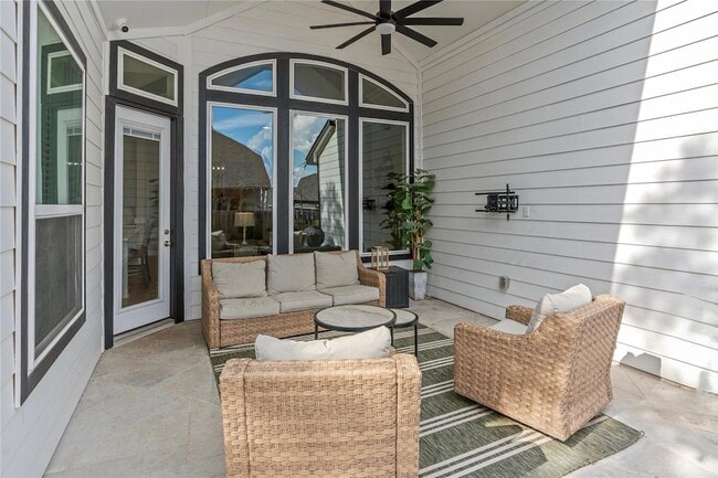 Building Photo - 533 Mallow Rd