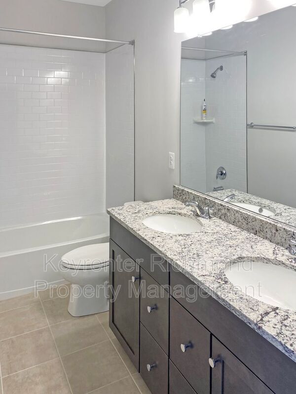 Building Photo - 509 Munson Woods Walk