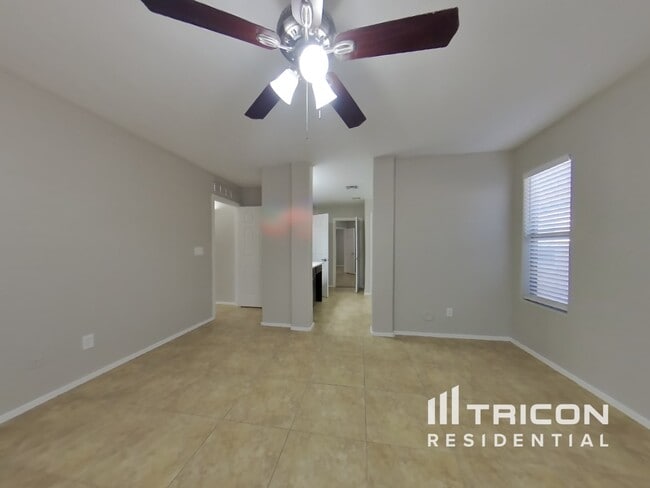 Building Photo - 43780 Elm Dr