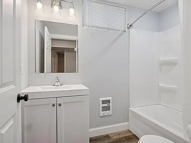 Building Photo - 1085 16th Ave SE