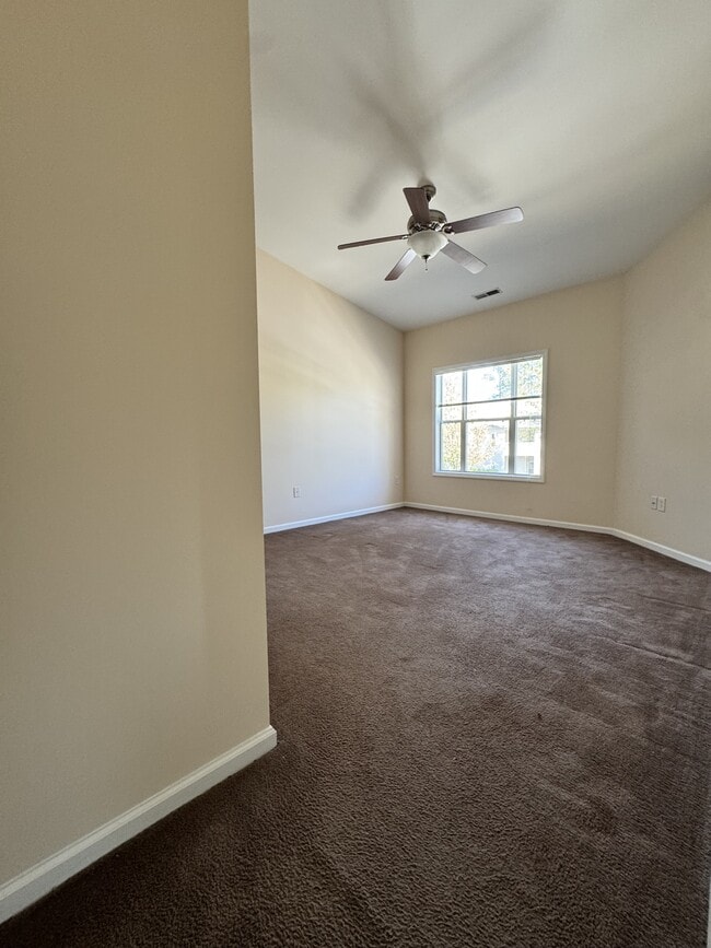 Building Photo - 1109 Turtle Creek Rd