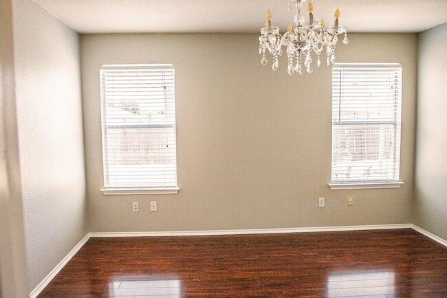 Building Photo - 135 Holmstrom St