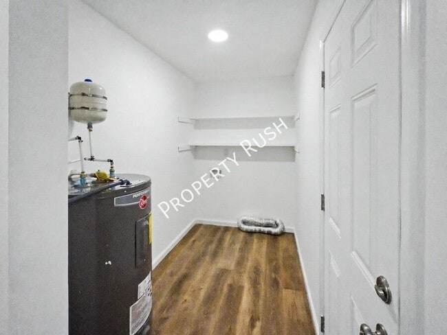 Building Photo - 7750 Nautical Way