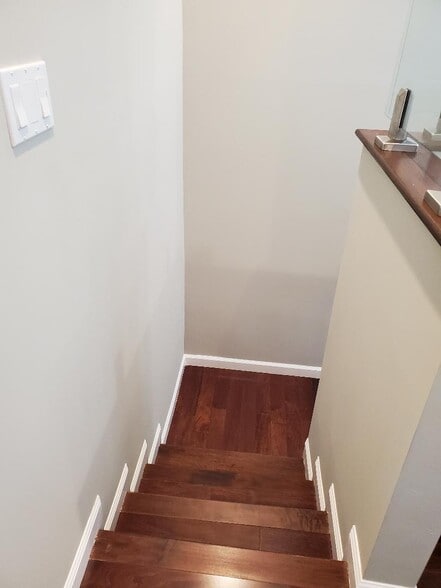 Upstairs corridor area - 8023 Genesta Ave