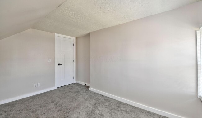 Building Photo - 1517 Hawthorne Ave