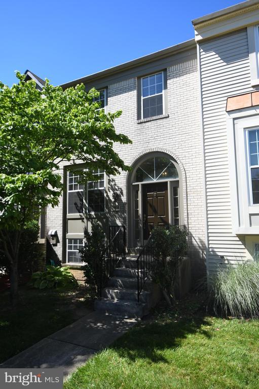 Building Photo - 7802 Mistic View Ct
