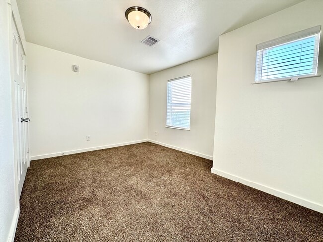 Building Photo - 21155 Gosling Rd