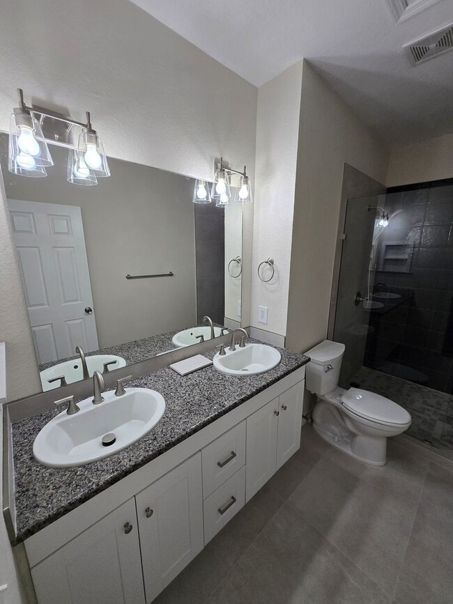 Building Photo - 1 Bed / 1.5 Bath – Magnolia Place | 2-Story Unit in GREAT LOCATION!