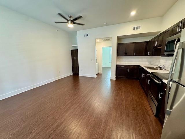 Building Photo - 726 E Emma Ave