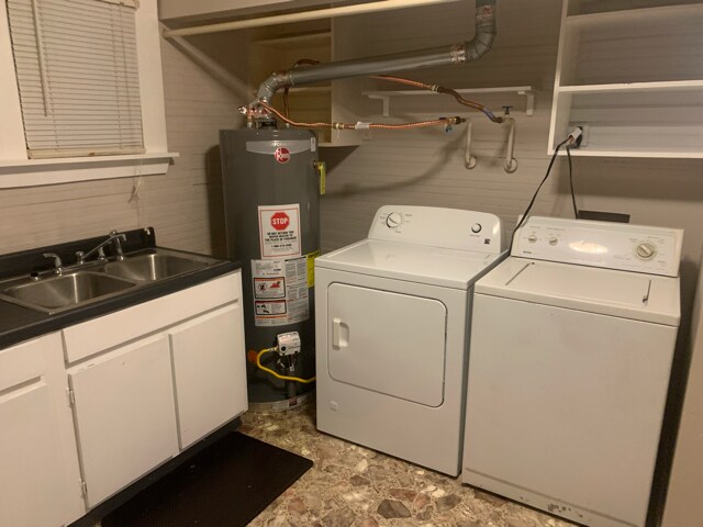 Building Photo - 600 Lakeshore Dr