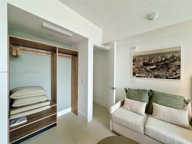 Building Photo - 159 NE 6th St