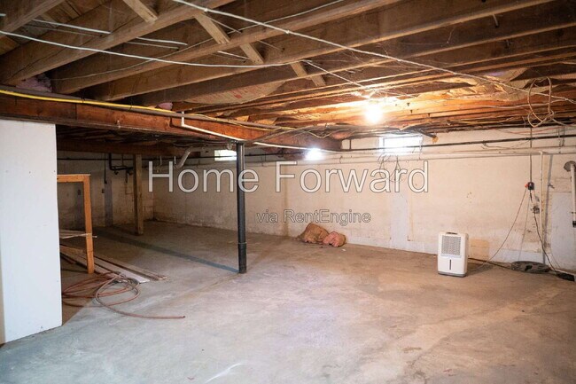 Building Photo - 517 N 3rd St