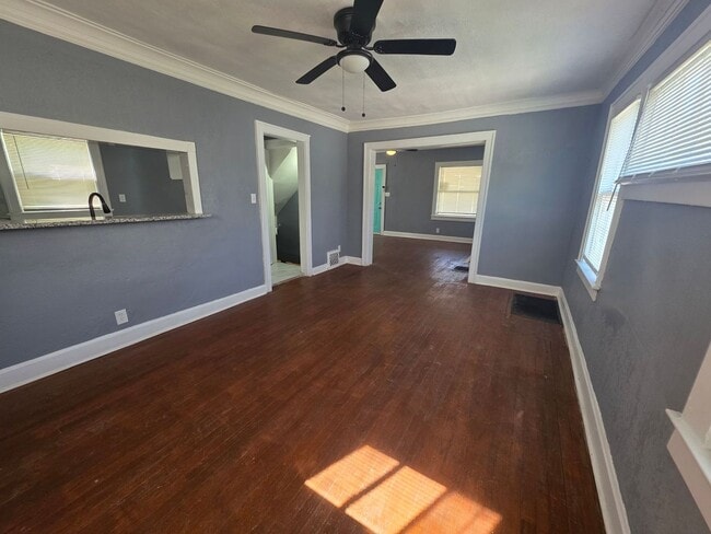 Building Photo - Charming 4 Bedroom, 2 Bath Home with Character & Space