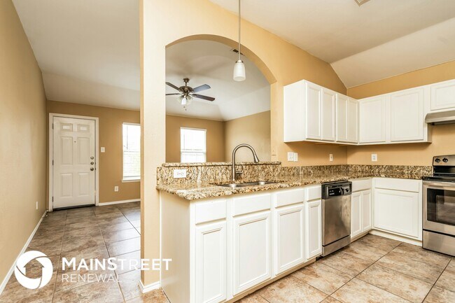 Building Photo - 1611 Emily Ln