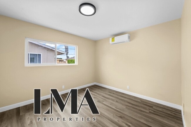 Building Photo - 4317 W 120th St