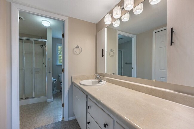 Building Photo - 7072 Cliffstone Dr