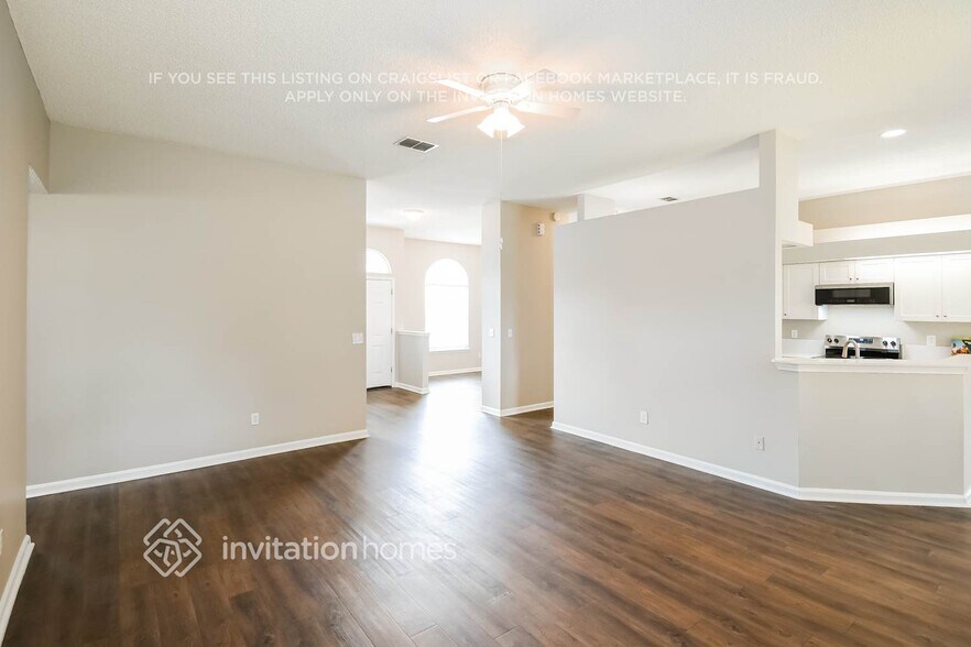 Building Photo - 12243 Mantle Dr