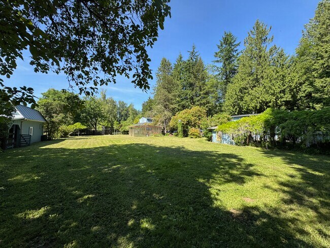 Building Photo - 10103 SW 156th St