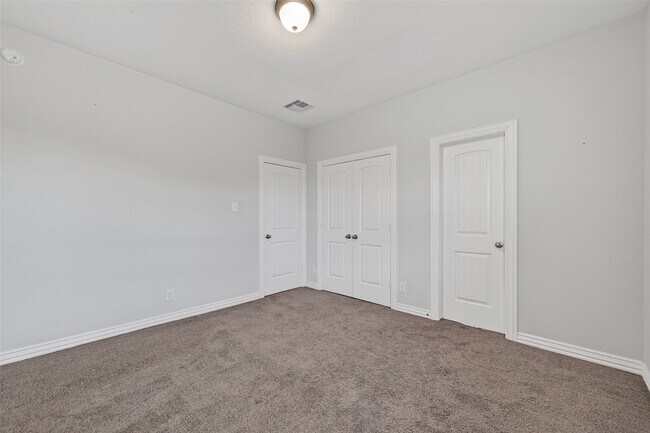 Building Photo - 16114 Sydneyann Dr