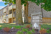 Building Photo - The 4220 Grand Apartments