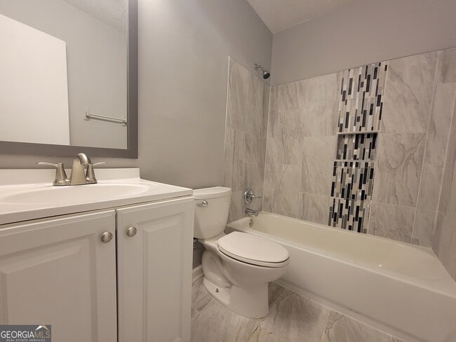 Building Photo - 1086 Summer Brook Anx