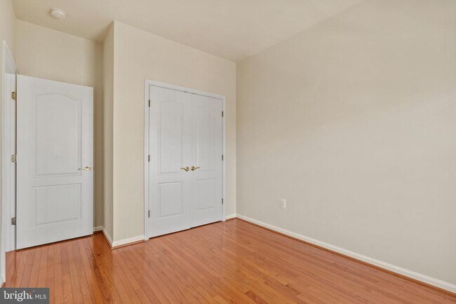 Building Photo - 4505 Henley Pl