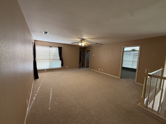 Building Photo - 4 Bedroom/3.5 bath The Vineyard Subdivision