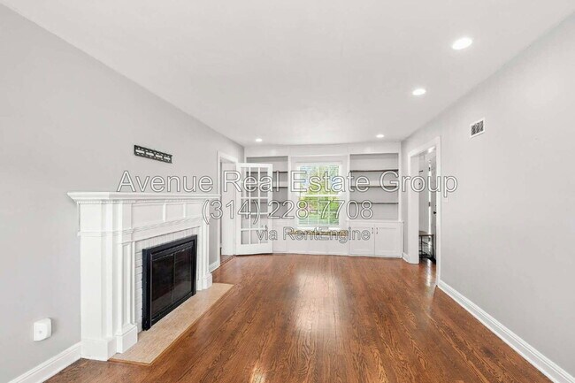 Building Photo - 324 Oakley Ln