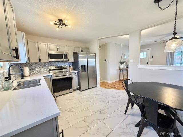 Building Photo - 11867 Keough Dr