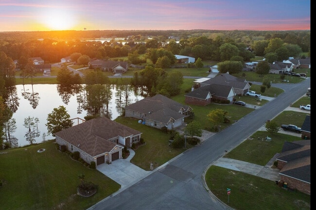 Building Photo - 15076 Audubon Lake Blvd