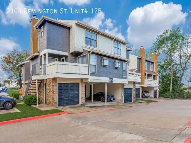 Building Photo - 2104 Remington St