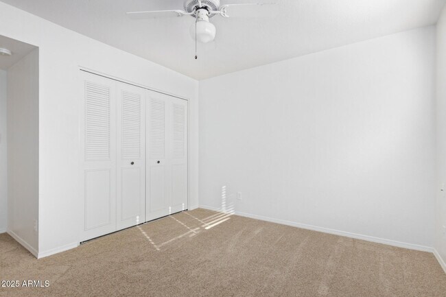 Building Photo - 2522 S Mulberry