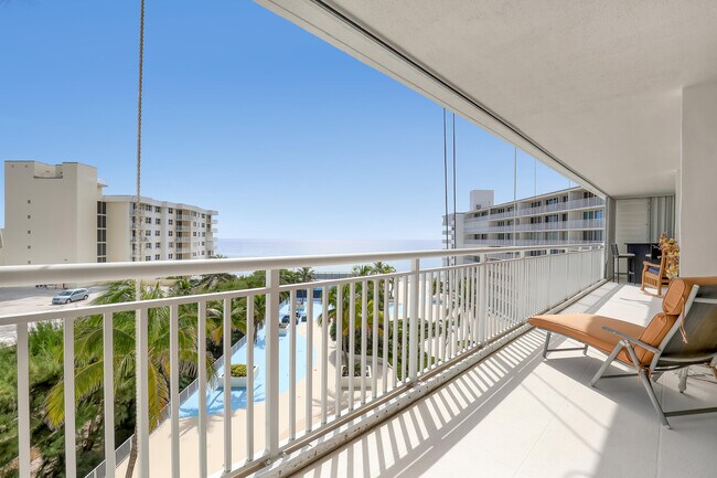 Building Photo - 3546 S Ocean Blvd