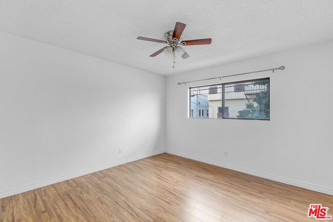 Building Photo - 1800 N Harvard Blvd