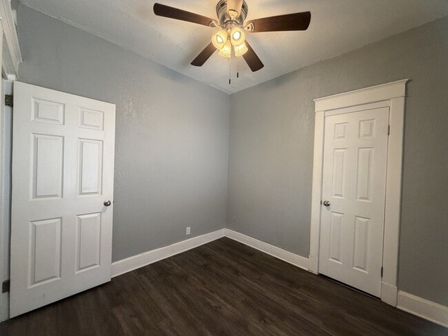 Building Photo - 2512 N 12 St