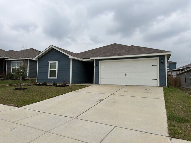 Building Photo - 4247 Possumhaw Dr