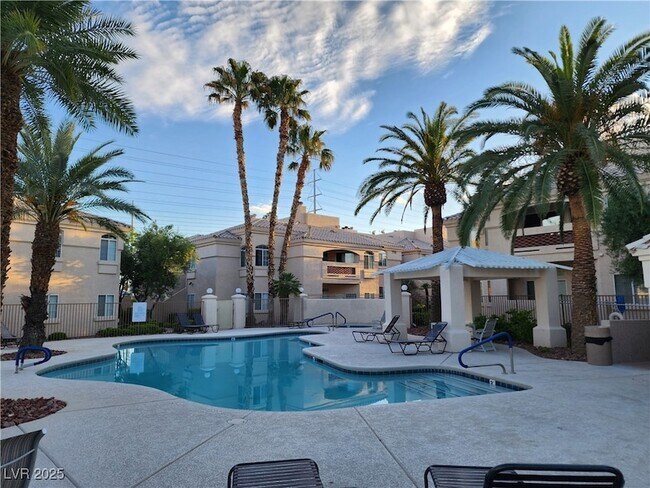 Building Photo - 7400 W Flamingo Rd