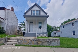 Building Photo - 1233 Dewey Ave