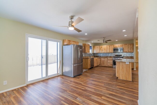 Building Photo - Charming 3 Bed 1 Bath Home