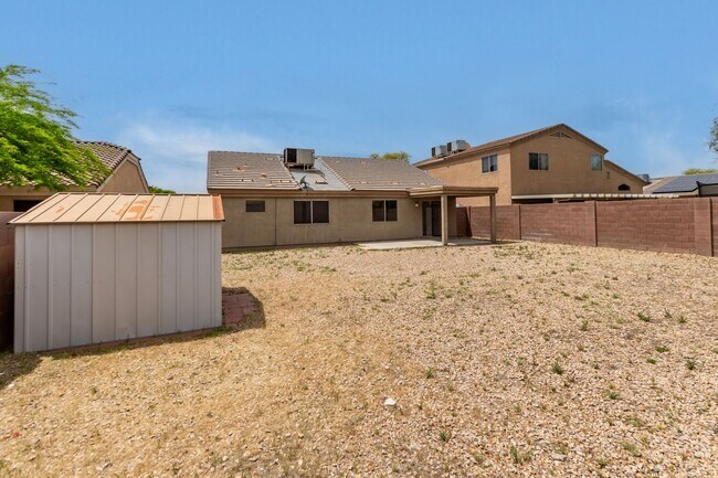 Building Photo - Single-Story 3 Bedroom Home in Rancho El Mirage