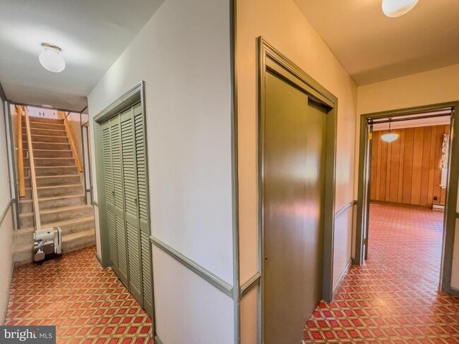 Building Photo - 194 Red Hill Rd