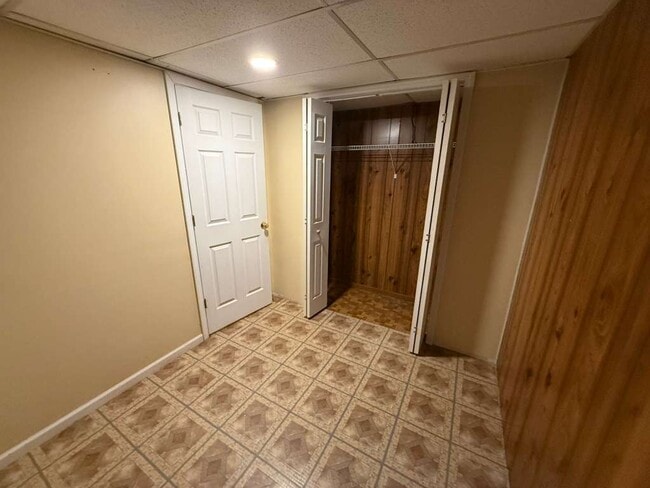 Building Photo - 1410 Whispering Springs Cir