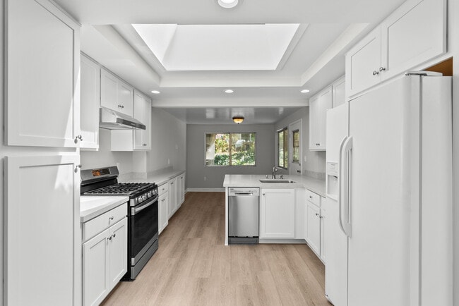 Building Photo - 26851 Oak Branch Cir