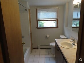 Building Photo - 120 Cerny Pl