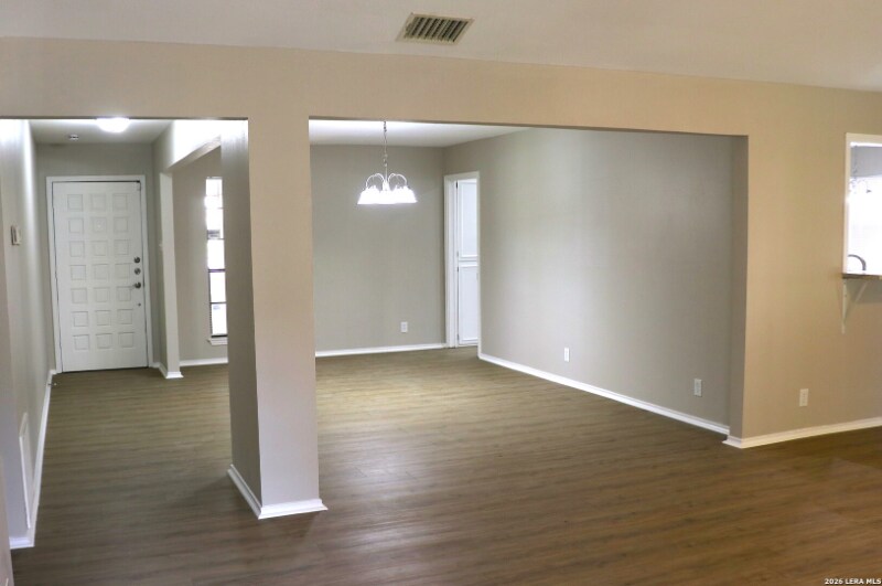 Building Photo - 13811 Brook Hollow Blvd