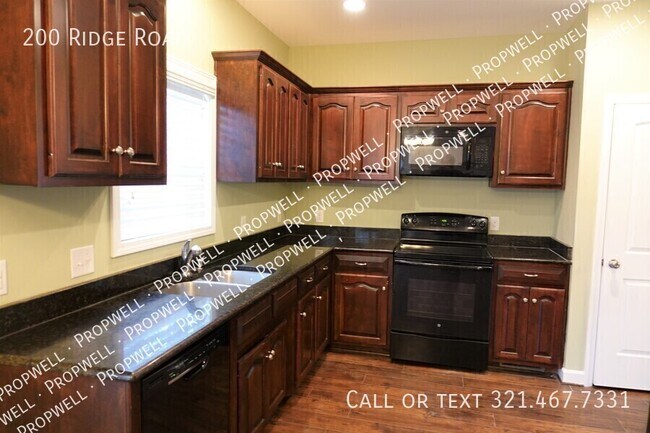 Building Photo - 200 Ridge Road-