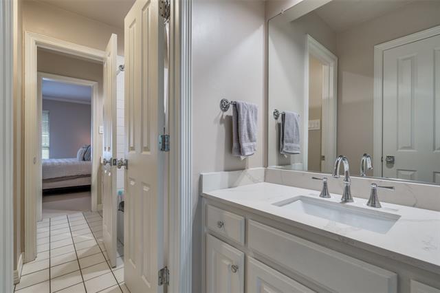 Building Photo - 4009 Stonehollow Way
