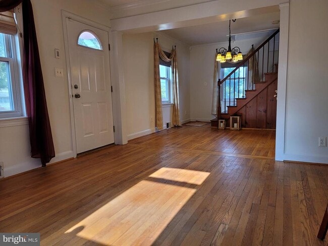 Building Photo - 1015 Veirs Mill Rd