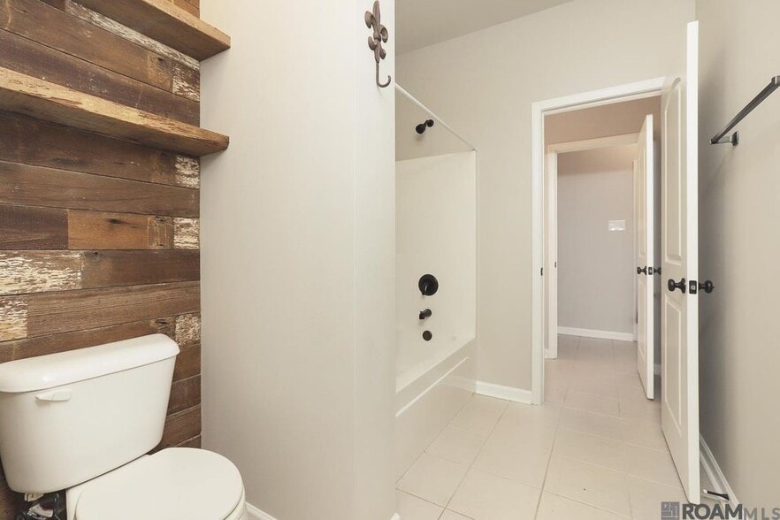 Building Photo - 42451 Baystone Ave