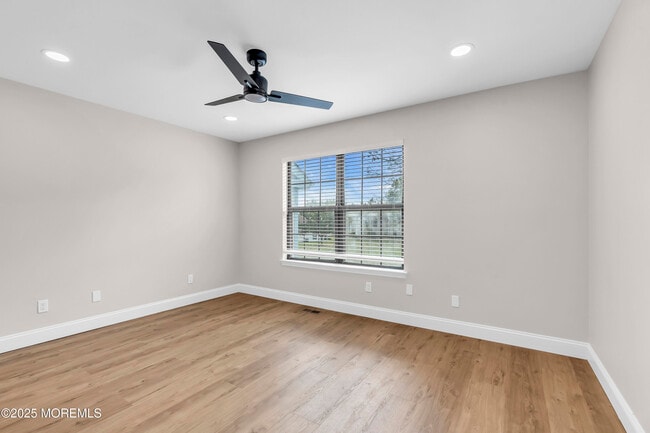 Building Photo - 50 Gimbel Pl